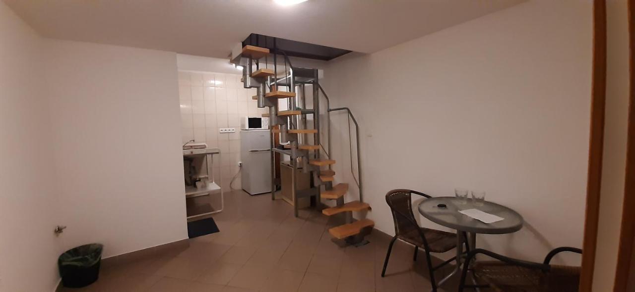 Apartman Vorosmarty Apartment Budapest Exterior photo